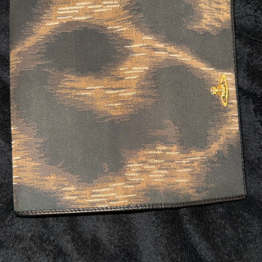 Vivienne Westwood Black and Gold Wallet with Distinctive Patina - Picture 7 of 10